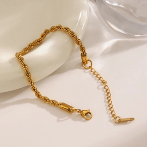 Minimalist gold-plated stainless steel twisted rope chain bracelet with lobster clasp