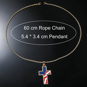 Détails du pendentif croix drapeau américain avec chaîne torsadée et ses dimensions