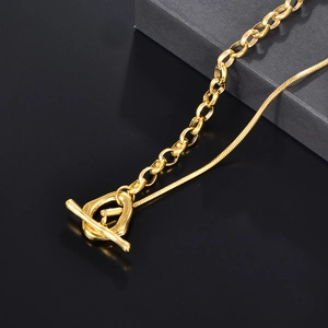 Collier multi-rangs en acier inoxydable plaqué or 18K avec fermoir OT et chaîne serpent