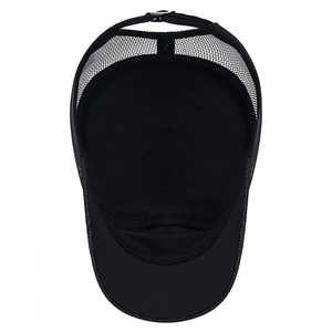 Chapeau de soleil en mesh noir respirant à séchage rapide avec sangle réglable