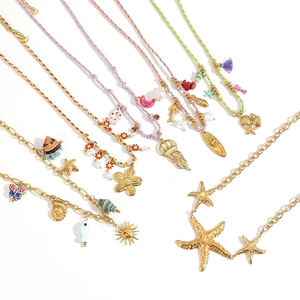Colliers en acier inoxydable thème océan avec pendentifs étoile de mer et coquillage