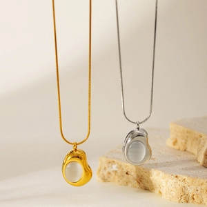 Collier À Pendentif Irrégulier Avec Pierre Oeil De Chat Acier Inoxydable Chaîne Serpent Bijoux Minimalistes Plaqués Or Pour Femmes