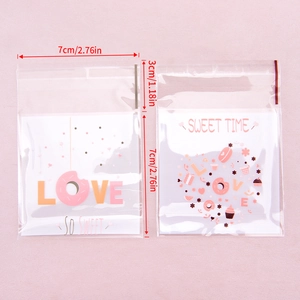 Pink cartoon self-adhesive bags for cookies and candy with sweet donut patterns 7x7cm