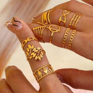 Set of 18K gold plated stainless steel open rings with hollow coffee bean chain design