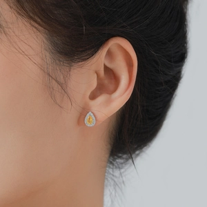 S925 sterling silver pear-shaped yellow zircon stud earrings with halo setting for women
