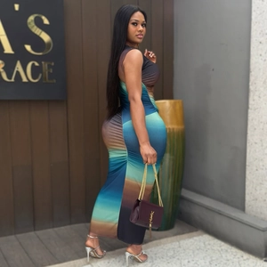 Sleeveless gradient bodycon maxi dress with side ruching and elegant high neck