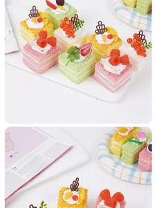 Détail macro de faux gâteaux mousse carrés aux fruits réalistes et textures délicates