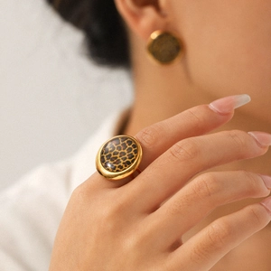 18K gold plated stainless steel ring with geometric leopard print enamel pattern