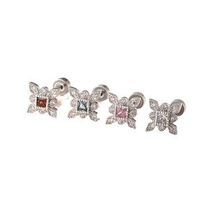 Set di orecchini a fiore in zircone vintage con viti in acciaio al titanio di qualità