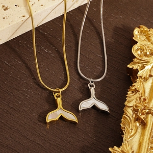 Whale Tail Pendant Necklace Stainless Steel Mother Of Artificial Pearl Shell Inlay Snake Bone Chain Minimalist Fashion For Women