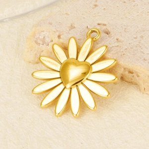 Polished 18k gold plated 304 stainless steel sunflower heart pendant on natural stone