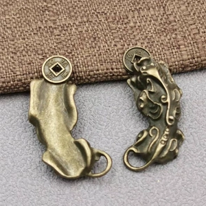 Vintage bronze alloy Pixiu pendant with ancient Chinese coin for wealth and good luck
