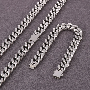 Bracelet cubain en acier inoxydable argenté pour homme avec fermoir carré poli