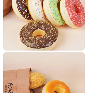 Macro dettaglio che mostra la consistenza realistica di vari donut finti da 17 cm