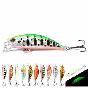 Detailed comparison of colorful 2.5cm micro metal lures with luminous glow effects