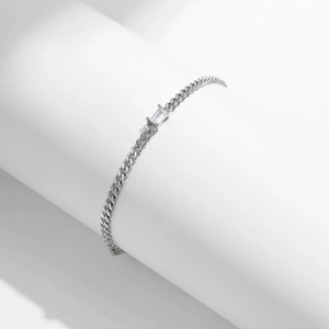 Elegant S925 sterling silver chain bracelet with a rectangular emerald-cut clear zircon