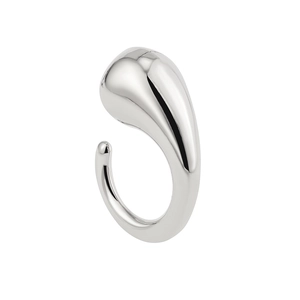 Detailed view of 18K silver droplet knot ring with high-polish liquid metal finish