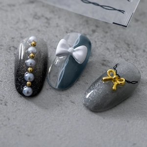 Stickers à ongles japonais avec nœuds 3D et motifs de perles en dégradé chic