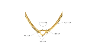 Détails des dimensions du collier gourmette doré avec pendentif cœur et étiquettes de taille