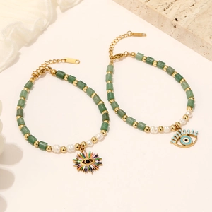Braccialetti Evil Eye bohémien con perline di pietra verde, perle e ciondoli oro