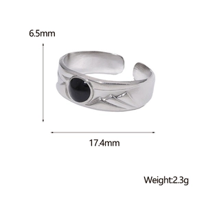 Technical drawing showing 6.5mm width and 17.4mm diameter of the silver ring band
