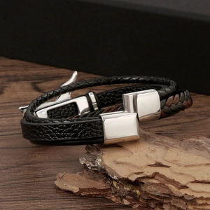 Handcrafted eagle braided leather bracelet with stainless steel magnetic clasp for men