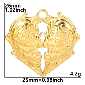 Pendentif coeur en or 18k poli avec motif floral évidé et dimensions de taille