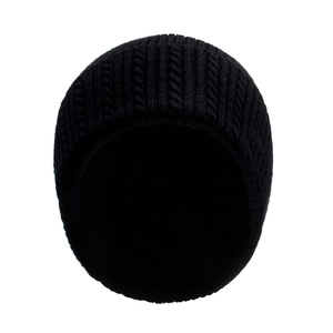 Classic black cable-knit winter beanie with thick thermal lining for outdoor warmth