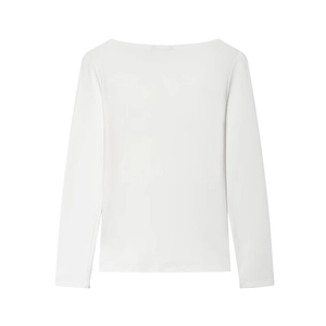 Minimalist white long sleeve T-shirt with stylish 3D flower design for women