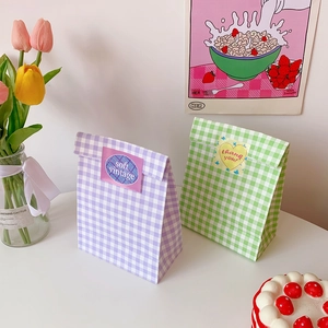 Ins-Stil karierte Geschenkpapier-Tüten ästhetische Verpackung für Snacks und kleine