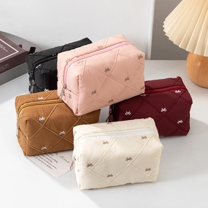 Quilted Makeup Bag Polyester Bow Embroidery Portable Travel Cosmetic Pouch Women Sweet Zipper Organizer