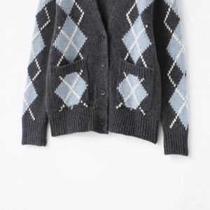Women's casual diamond knit cardigan in dark grey and light blue with V-neck and pockets
