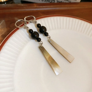 New Chinese style geometric drop earrings with black beads and mother-of-pearl shell