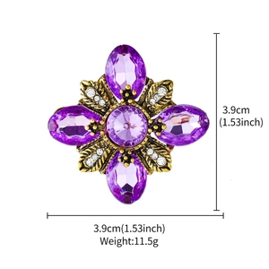 Detail of vintage purple acrylic brooch with gold plating dimensions 3.9cm and weight 11.5g