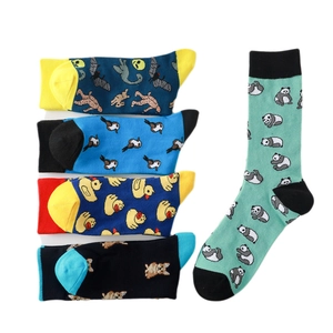 Chaussettes mi-mollet en coton avec divers motifs d'animaux tels que panda, corgi et canard