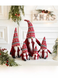 Lot de cinq gnomes de Noël de différentes tailles avec bonnets tricotés et barbes blanches