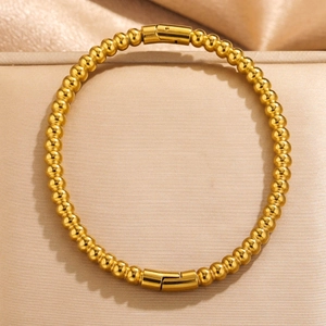 Elegantes goldenes Perlenarmband aus Titanstahl mit Hochglanzfinish und Zylinderverschluss