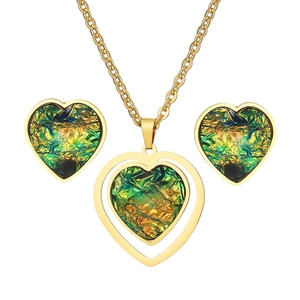 Vintage heart jewelry set with green iridescent resin and gold titanium steel plating