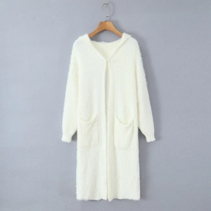 Long mohair hooded cardigan with front pockets in white knitted plush texture