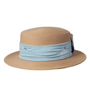 Chapeau de paille canotier à sommet plat avec ruban bleu clair et strass brillants