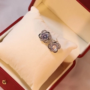 Elegant silver double heart jewelry set with crystal stones in a luxury gift box