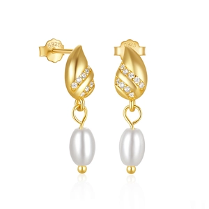 Detailed view of S925 sterling silver hallmarked earring backs and pearl teardrop pendant