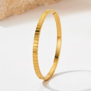 Bracelet Jonc Géométrique Facetté Acier Inoxydable Texture Glaçon Fermoir Minimaliste Bijoux Vintage Femme