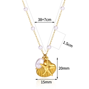 Golden starfish and shell necklace with pearls on white background and dimensions