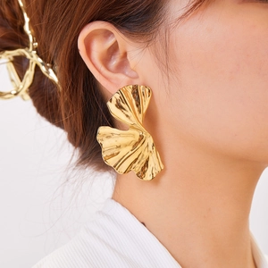 Retro 18K Gold Plated Stainless Steel Earrings Geometric Ginkgo Leaf Textured Hammered Dangle For Women