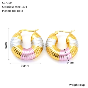 Detailed technical diagram of 30mm striped tricolor stainless steel hoop earrings