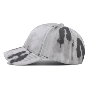 Gros plan détaillé de la casquette de baseball marbrée en sergé de coton robuste