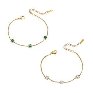 Bracelet ajustable en acier inoxydable doré orné de zircons carrés étincelants