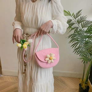 Women Woven Crossbody Saddle Bag Cotton Rope Handcrafted Daisy Flower Decor Boho Beach Shoulder Purse Fashion Cute