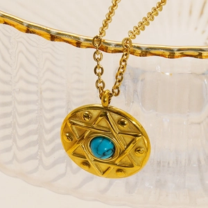 Pendentif hexagramme élégant en acier inoxydable plaqué or 18k avec turquoise bleue